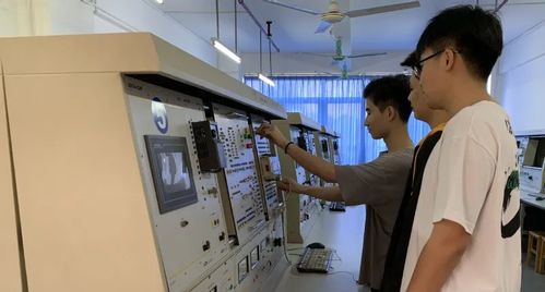 智能之星，點燃未來 廣州華立科技職業學院電力與智能制造學院攜手?？藗愃闺姎夤灿⒉? />
</a>
<span><a href=